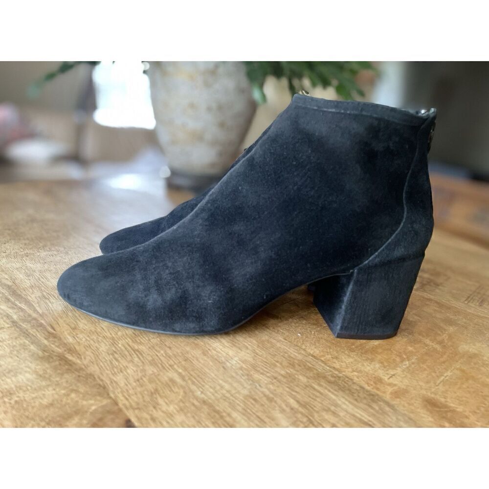 CECELIA New York Women's Midnight Nolton Ankle Boots Black suede 8.5
